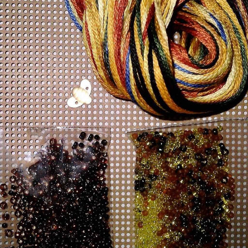 Autumn Gold Beaded Counted Cross Stitch Ornament Kit Mill Hill 2017 Autumn Harvest MH181726...