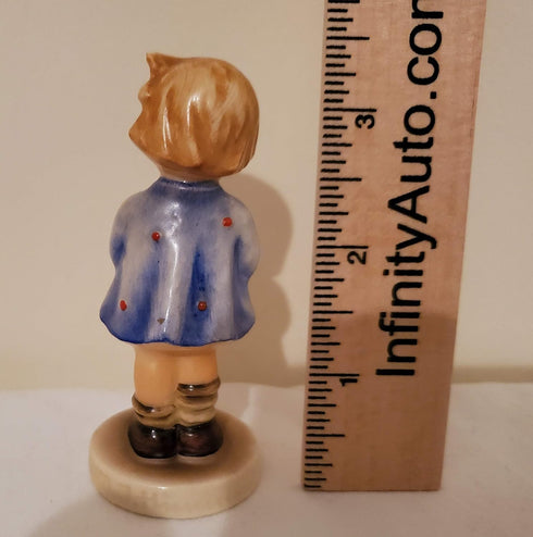 Hummel "Girl with Nosegay" #239A...