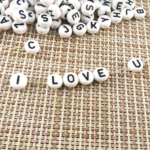 600 PCs 7mm Letter Beads Set DIY Black White Acrylic Alphabet Letter Cylinder Column Beads for Jewelry Making, Bracelets, Necklaces, Key Chains (W...