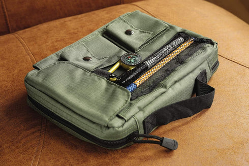 Compass Bible Cover, Zippered, with Handle, Nylon, Green, Medium...