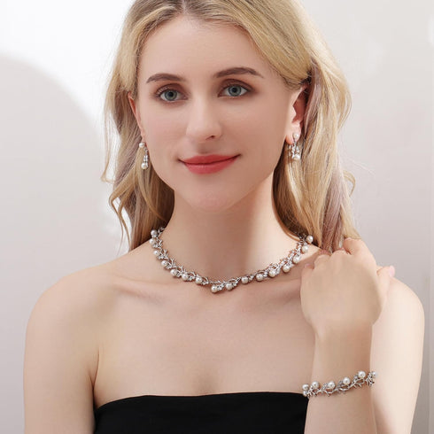 AILUOR Pearl Necklace for Women, Round Imitation Pearl Choker Necklace 20s Flapper Pearls Accessories for Gatsby Themed Party Dainty Beaded Choker...