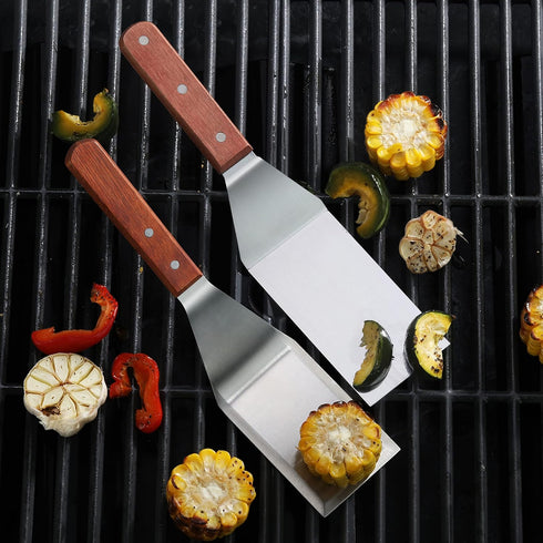 New Star Foodservice 36299 Wood Handle Heavy Duty Hamburger Turner/Spatula with Cutting Edge, 11.5"...