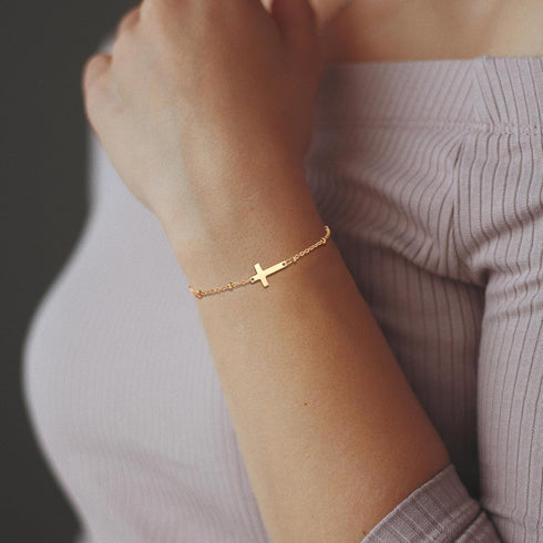 Tarsus Gold Cross Bracelet for Women, Christian Gifts for Women, Religious Gifts Adjustable Stainless Steel Dainty Bracelet, Easter, Mother's Day,...