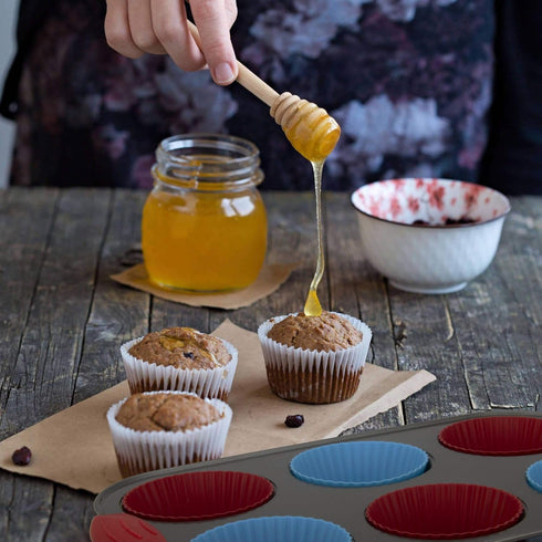 Boxiki Kitchen Non-Stick Steel 6 Cup Muffin Pan with Silicone Handles and Reusable Liners - Perfect for Baking Large Muffins and Cupcakes...