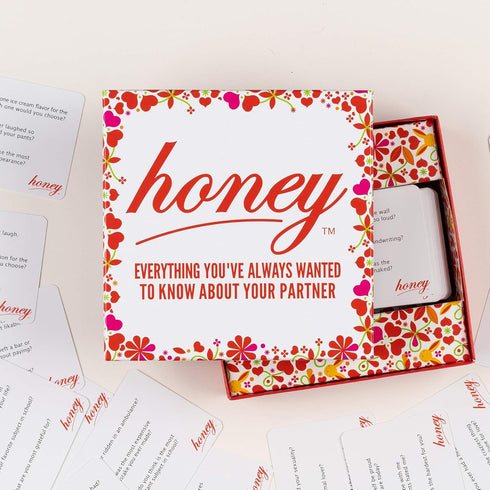 Hygge Games Honey - Everything You´ve Always Wanted to Know About Your Partner - Fun Conversation for Couples, red...
