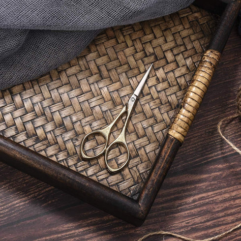 Small Embroidery Scissors, 3.9in Stainless Steel Sharp Craft Shears for Sewing, Art Work, Threading, Needlework Small Projects...