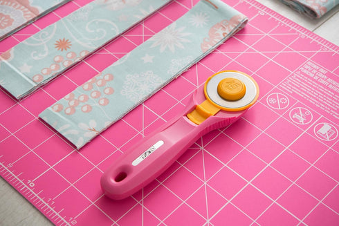 Olfa 1132645 45mm Fairy Floss Pink Splash Rotary Cutter, Multicolor...