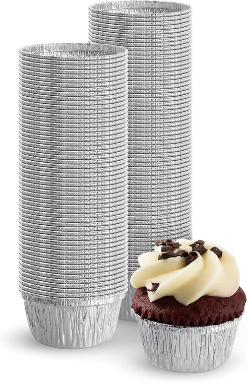 Disposable Muffin Cups (4-oz) –With Plastic Lids- Premium Food-Grade Quality Aluminum Cupcake Tip Pan Ramekin Holders – Accommodates Hot/Cold, Coo...