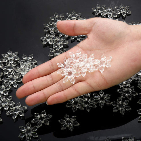 200 Pieces Acrylic Snowflake Ornaments Snowflake Table Scatters Christmas Xmas Tree Hanging Pendant Beads Decorations for DIY Crafts Winter Wonder...
