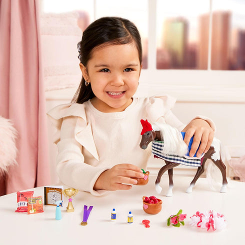Lori – Toy Horse Set for Mini Dolls – Horse Accessories – Play Food, Saddle, Trophy & More Grooming Toys – Playset for Kids – 3 Years + – Saddle U...