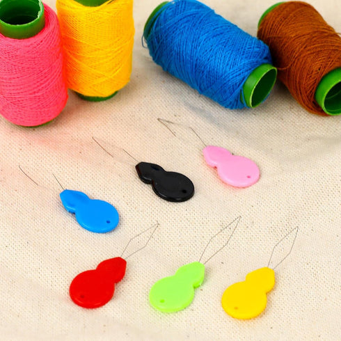 42 Pieces Plastic Needle Threaders, Gourd Shaped Wire Loop DIY Needle Threaders Hand Machine Sewing Tool Needle Threader for Sewing Crafting Knitt...