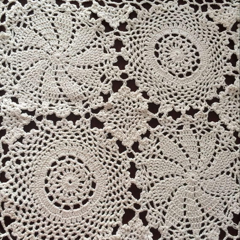 Abreeze Rustic Floral Table Runner Hand Crochet Table Doily Beige Cotton Lace Table Decoration for Coffee Table 15.7"X59"...
