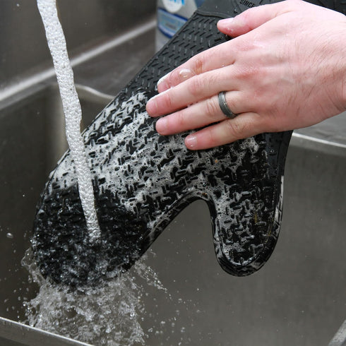 Silicone Oven Mitt, Black...