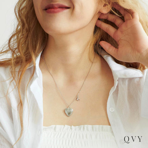 Love Heart Locket and Butterfly Pendant Necklace for Women 18K Gold Plated Photo Lockets that Hold Picture Jewelry Christmas Gifts for Teen Girls ...