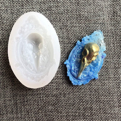 2Pcs/Set Raven Skull Silicone Resin Molds Crow Bird Skeleton Head Epoxy Casting Mold for Halloween Jewelry Making DIY Craft Tools...