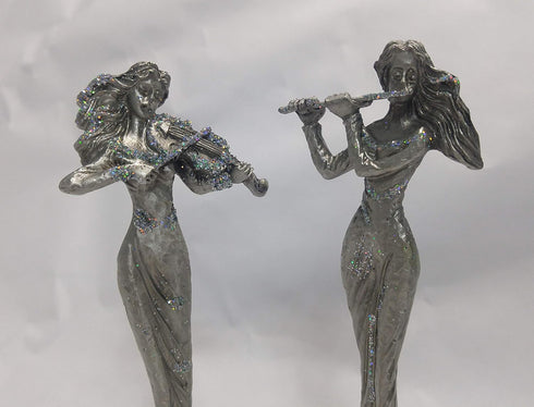 SEHAMANO Set of 2 Girls Playing Violin and Flute Figurine, Metal Sculpture Accent Piece, Ornament, Old-Fashioned Decorative Object for Home, Offic...