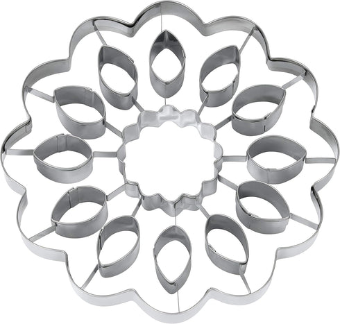 Wilton Sunflower Pie Crust Cutter...