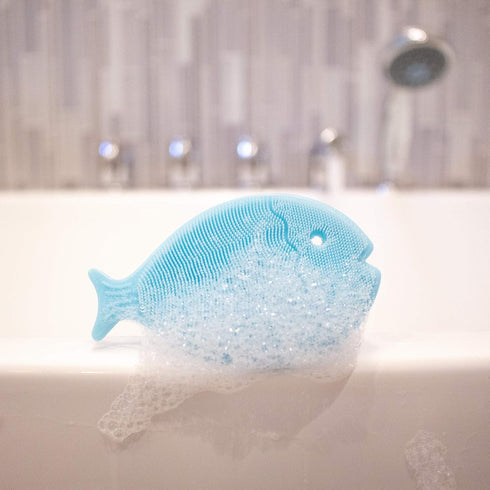 Innobaby Bathin Smart Silicone Cradle Cap Brush for Baby, Essential for Dry Skin & Eczema, Silicone Scrubber & Gentle Exfoliator with Suction Hand...