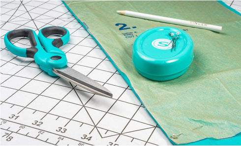 SINGER 00562 9-1/2-Inch ProSeries, Heavy Duty Bent Sewing Scissors, Teal - For Cutting Fabric, Denim, Paper & More (Three-Pack)...