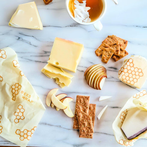 Bee's Wrap Beeswax Wraps for Food - Honeycomb Cut to Size 14x52" Wax Paper Roll - Made in USA Reusable Waxed Paper & Bowl Covers - Organic & Eco-F...