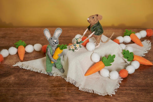 Primitives by Kathy Gardening Mouse Critter...