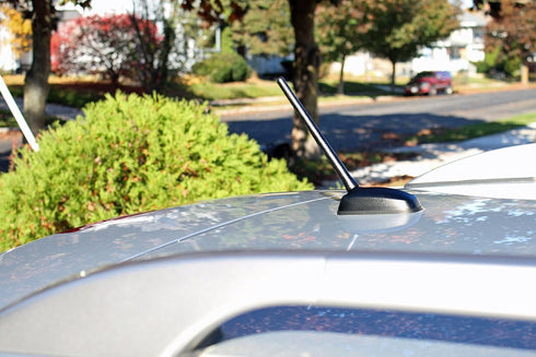 AntennaMastsRus - The Original 6 3/4 Inch is Compatible with Chevrolet Traverse (2016-2017) - Car Wash Proof Short Rubber Antenna - Internal Coppe...