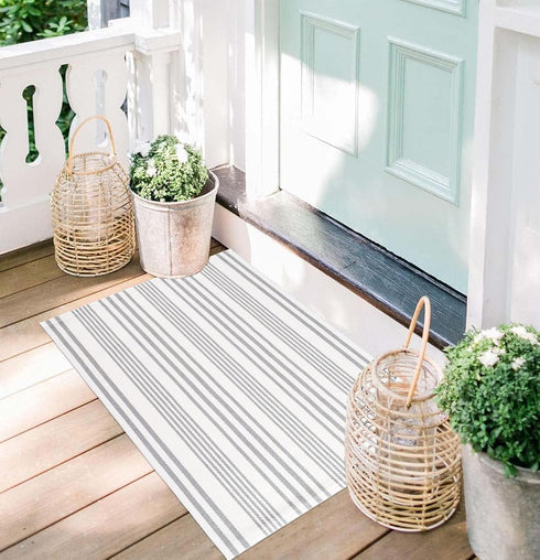 Grey and White Striped Doormat 24'' x 35'' Front Porch Rug Layered Door Mats Machine Washable Indoor Outdoor Rug for Front Porch Hand-Woven Entryw...