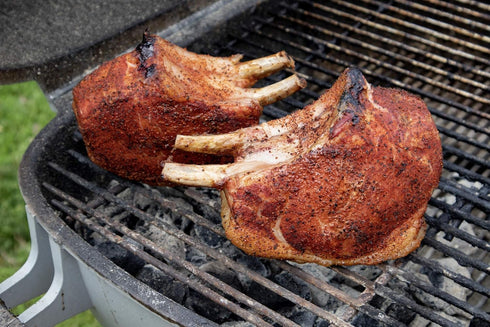 Hardcore Carnivore Red: All purpose seasoning for pork, chicken, BBQ (Large Shaker)...