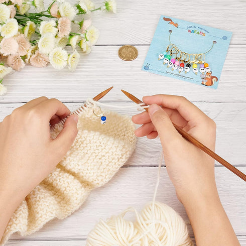 NBEADS 10 Pcs 0~9 Number Stitch Markers, 0~9 Number Acrylic Beads Crochet Stitch Marker Charms Locking Stitch Marker for Knitting Weaving Sewing A...