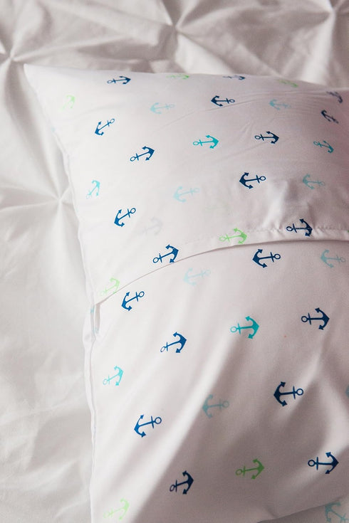 ELLA & MAX Toddler Pillowcase. Anchor Nautical. Soft & Cuddly. Fits 13x18 & 14x19 Toddler Pillows. Easy to wash & no Ironing. Handmade in USA. Mad...