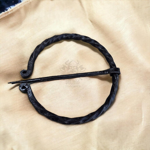 Hand-Forged Medieval design Twisted O shape brooch with clock pin unisex for cloak shawl and scarf...
