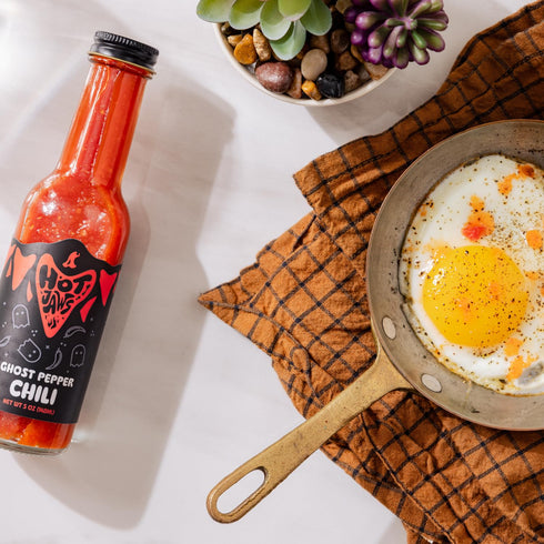 Hot Jaws - Organic Ghost Pepper Hot Sauce - 5oz - Perfect Balance of Sweet & Heat - Locally Sourced, Non-artificial Ingredients, Vegan, NoGMO (Gho...