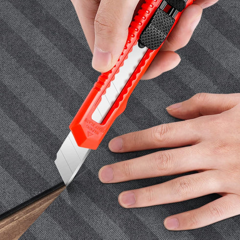 DIYSELF 30 Pack Box Cutter Retractable, 18mm Box Knife, Utility Knife Retractable with Snap Off Blade, Automatic Retractable Knife, Box Cutter Kni...