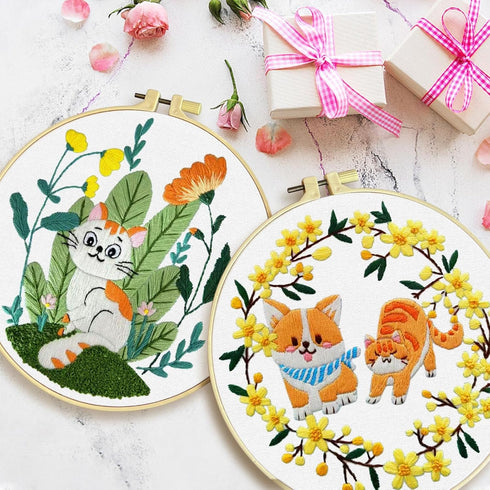 ERKOON 5 Set Embroidery Kit for Beginners, Cats and Dogs Embroidery Sarter kit, Animal Embroidery set for Adult Kids, DIY Cross Stitch Kits with P...