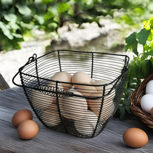 Black Square Wire Egg Basket For Fresh Egg with Handle,Famhouse Small Metal Egg Collecting Basket for Gathering Fresh Eggs Chicken Basket Decor fo...