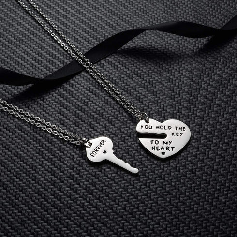 YEEQIN 2PCs Couples Necklaces, Couple Necklace Set, Gifts for Girlfriend Wife, Personalized Couples Jewelry - You Hold The Key to My Heart Forever...