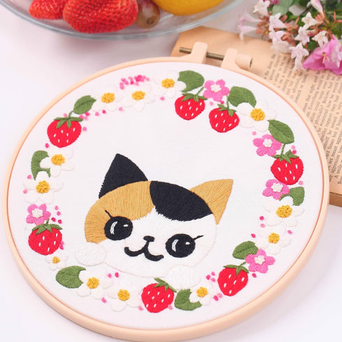 Harimau 4pcs Beginner Embroidery Kit,Cute cat Pattern,Cross Stitch Kits, Including Stamped Embroidery Cloth with 2 Embroidery Hoops, Multicolor Co...