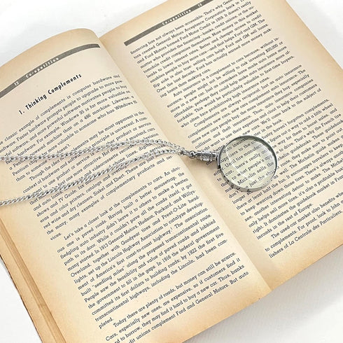 MAGDEPO 3X Magnifying Glass Pendant Necklace (Silver) Portable Magnifier 1.5" Round Lens Stylish Accessories for Women, Seniors, and Elderly Readi...