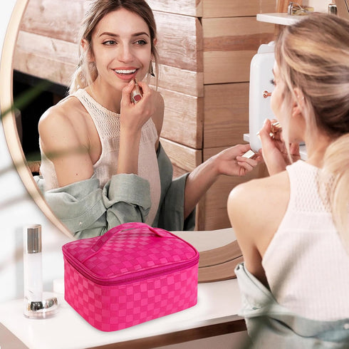 Large Travel Makeup Bag Makeup Case Organizer,Waterproof Leather Checkered Cosmetic Bag Toiletry Bag for Girls Traveling with Removable Divider,Gi...