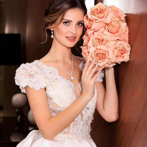 FUNRUN JEWELRY Silver Jewelry Set for Women Rhinestone Necklace and Earrings Bridal Wedding Jewelry Sets for Brides Bridesmaid Crystal Wedding Pro...