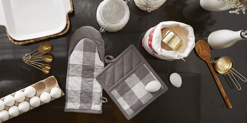 DII Buffalo Check Kitchen Collection, Classic Farmhouse Kitchen Set, Oven Mitt, Gray & White, 2 Piece...