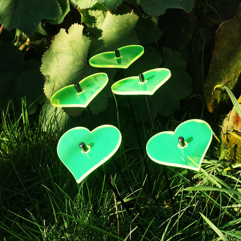 SunCatcher Garden Decor Ornaments Hearts Set of 5 Decorative Garden Stakes 25cm, 10 inch high Outdoor Yard Accessory, Lovely Gardeners Gift, Colou...