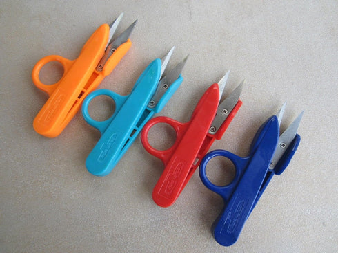 LOT OF 12PCS Random Color Sharp Point Quick-Clip Lightweight Speed Cutting Scissor for Sewing (Random Color)...