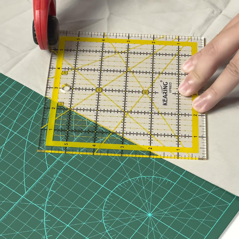 Patchwork Quilting Ruler, Non-Slip Acrylic Sewing Ruler for Cutting Fabric, Quilting Squares Ruler, 6 x 6 Inch…...