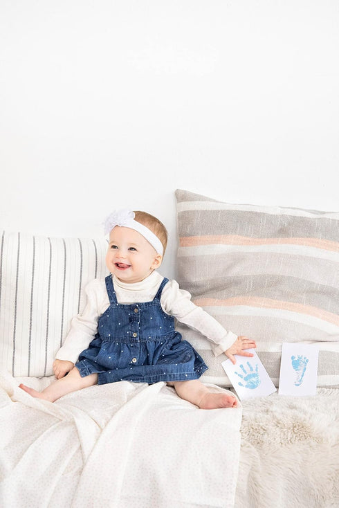 Pearhead Newborn Baby Handprint and Footprint Kit - No Mess Clean-Touch Ink Pad with Impression Cards, Baby Boy Keepsake, Perfect Keepsake for Fam...