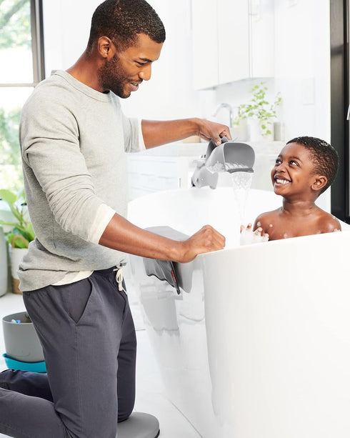 Skip Hop Baby Bath Rinse Cup, Moby Tear-free Waterfall Rinser, Grey...