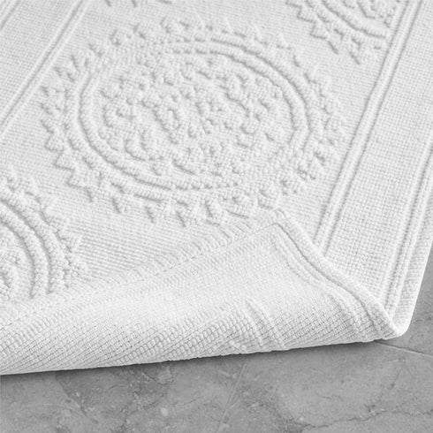 Jean Pierre New York Cotton StoneWash Medallion 17x24 in. Bath Rug, White...