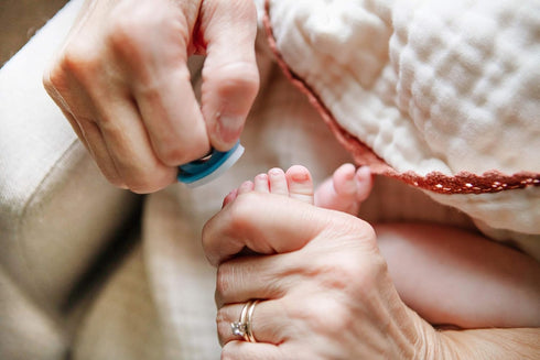 New Stress-Free Baby Nail Care Set for Newborns I No Risk of Injury to Your Child When Shortening, Trimming and Filing Their Fingernails (0-6 Mont...