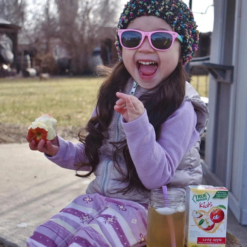 TRUE LEMON KIDS Crisp Apple (10 Packets) - Hydration, No Preservatives, No Artificial Flavors, No Sweeteners - Low Sugar Water Flavoring - Juice P...