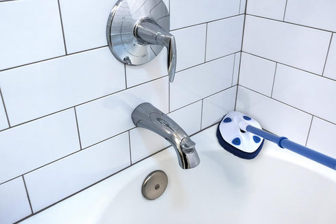 Clorox Extendable Tub and Tile Scrubber with Extra Pad...